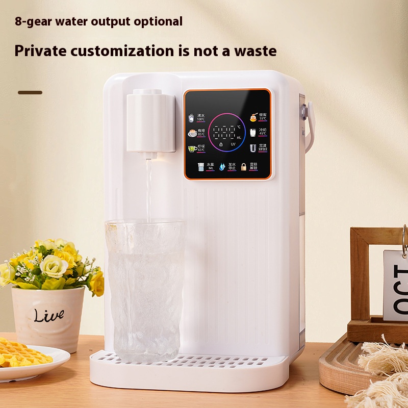 3.5L instant water dispenser heats the kettle in 3 seconds